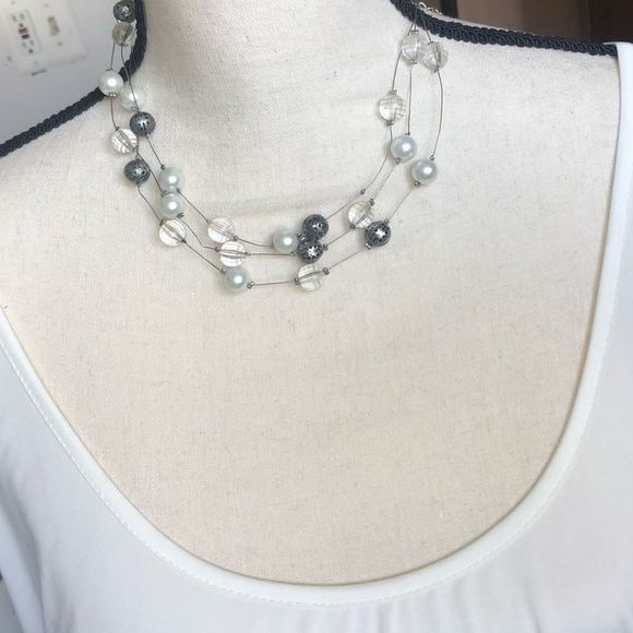 Floating beads on wire clear, gray, white, 16 1/2 in. necklace - Picture 2 of 11